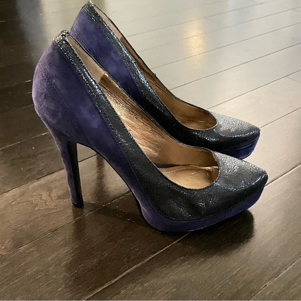 BCBG platform stiletto heels